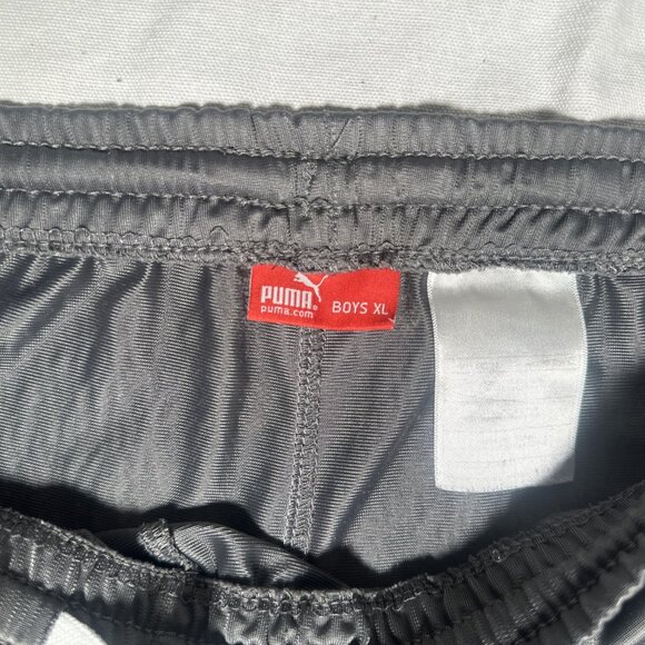 PUMA Boys Athletic Shorts XL Gray - Picture 4 of 7